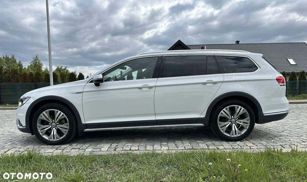 Volkswagen Passat Alltrack 2.0 TDI SCR 4Mot DSG - 3