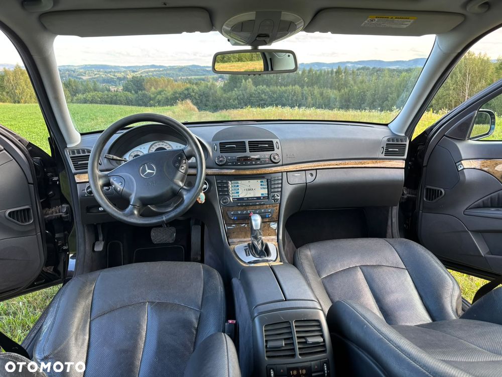 Mercedes-Benz Klasa E 500 4-Matic Avantgarde - 11