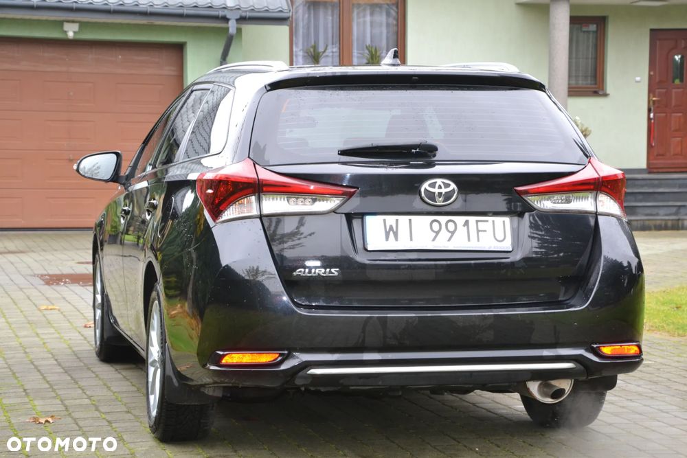 Toyota Auris - 5