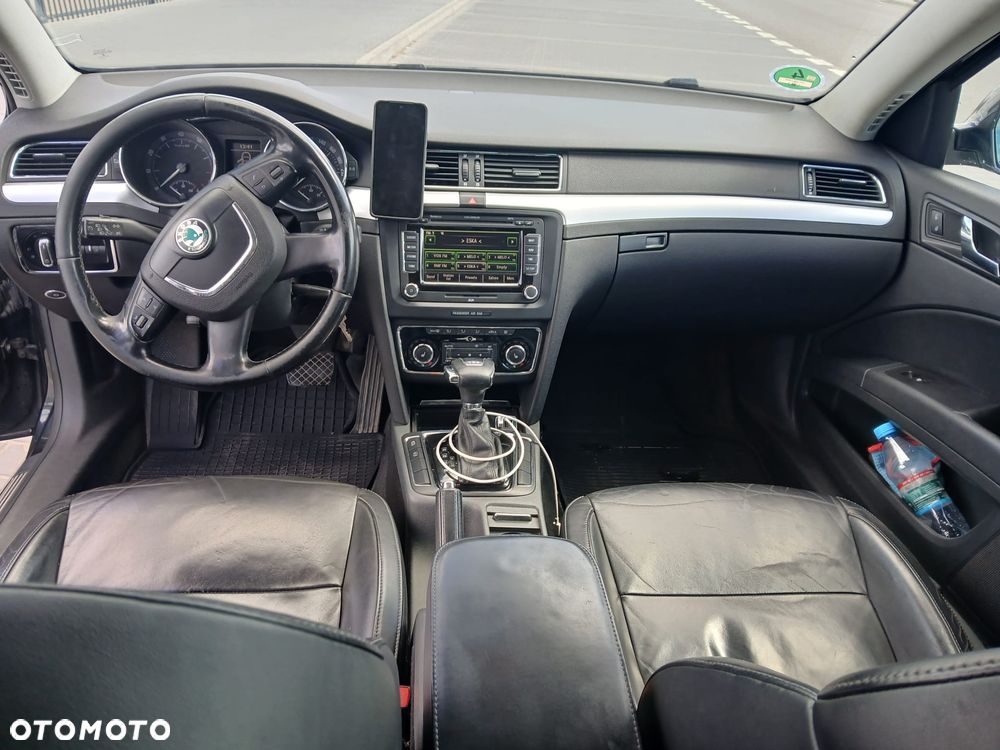 Skoda Superb 2.0 TSI Active DSG - 7