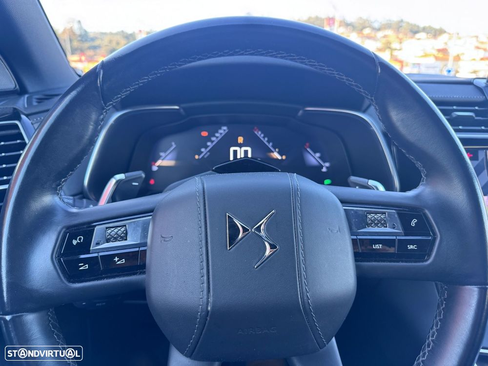 DS DS7 Crossback - 12