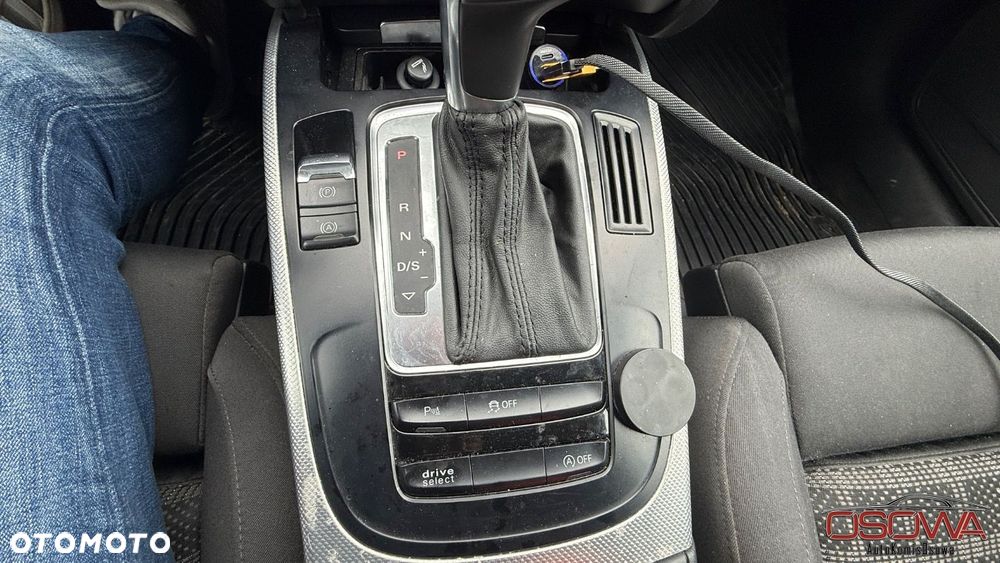 Audi A4 Avant 2.0 TDI DPF quattro S tronic S line Sportpaket - 25