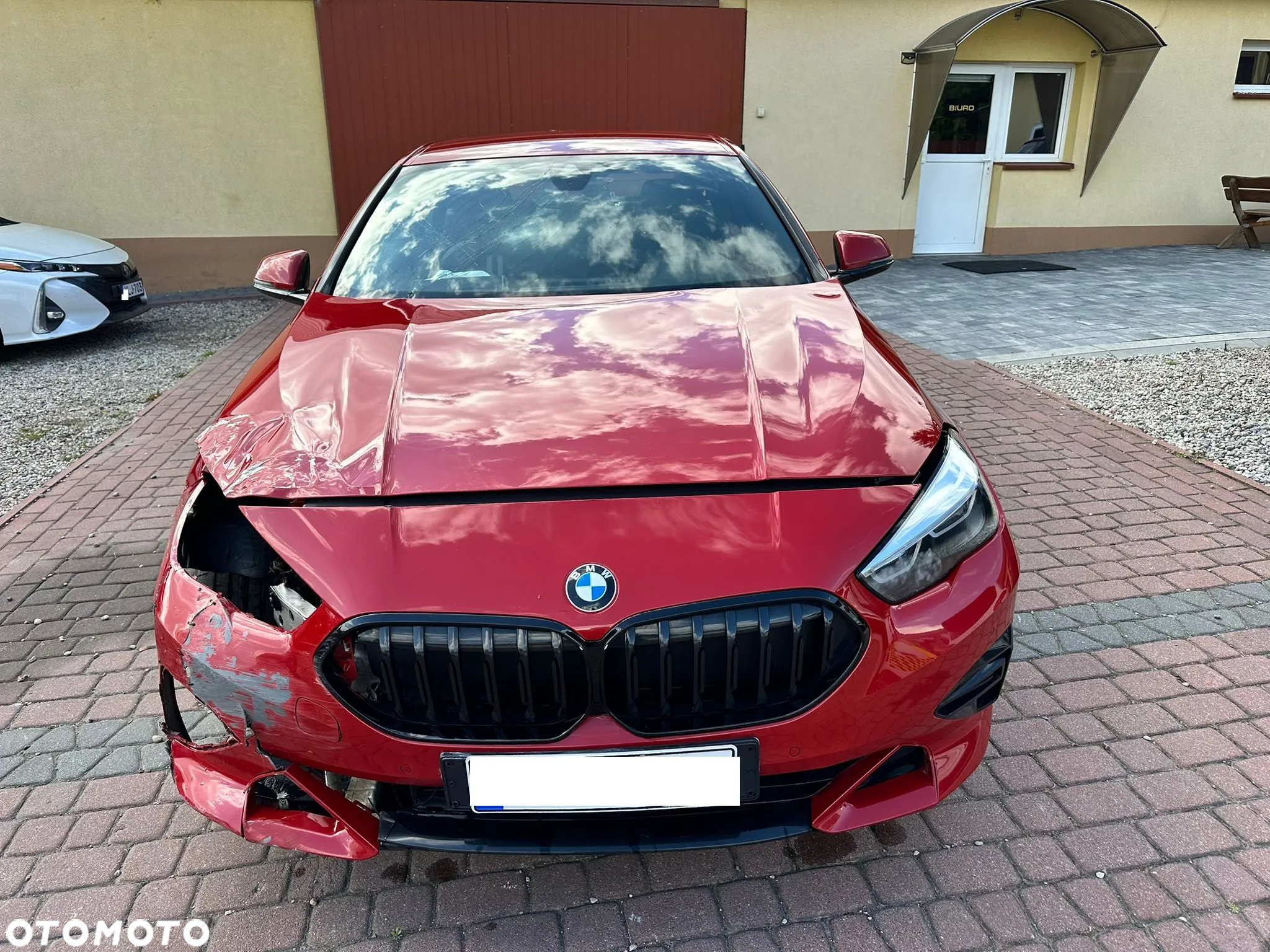 BMW Seria 2 218d - 9