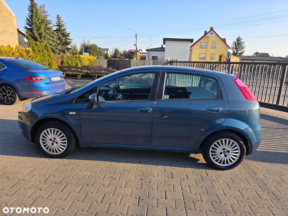 Fiat Grande Punto - 14