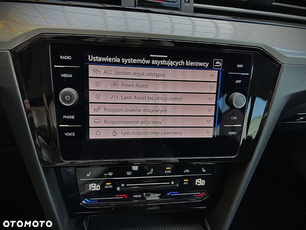 Volkswagen Passat 1.5 TSI EVO Business DSG - 21