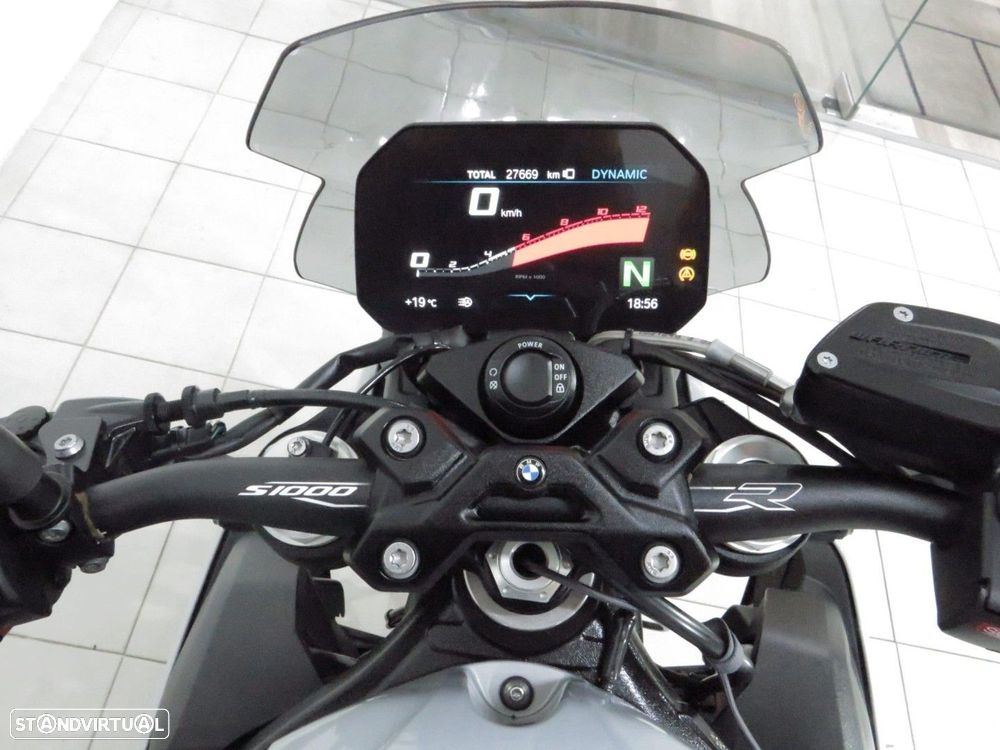 BMW S 1000 R . - 21