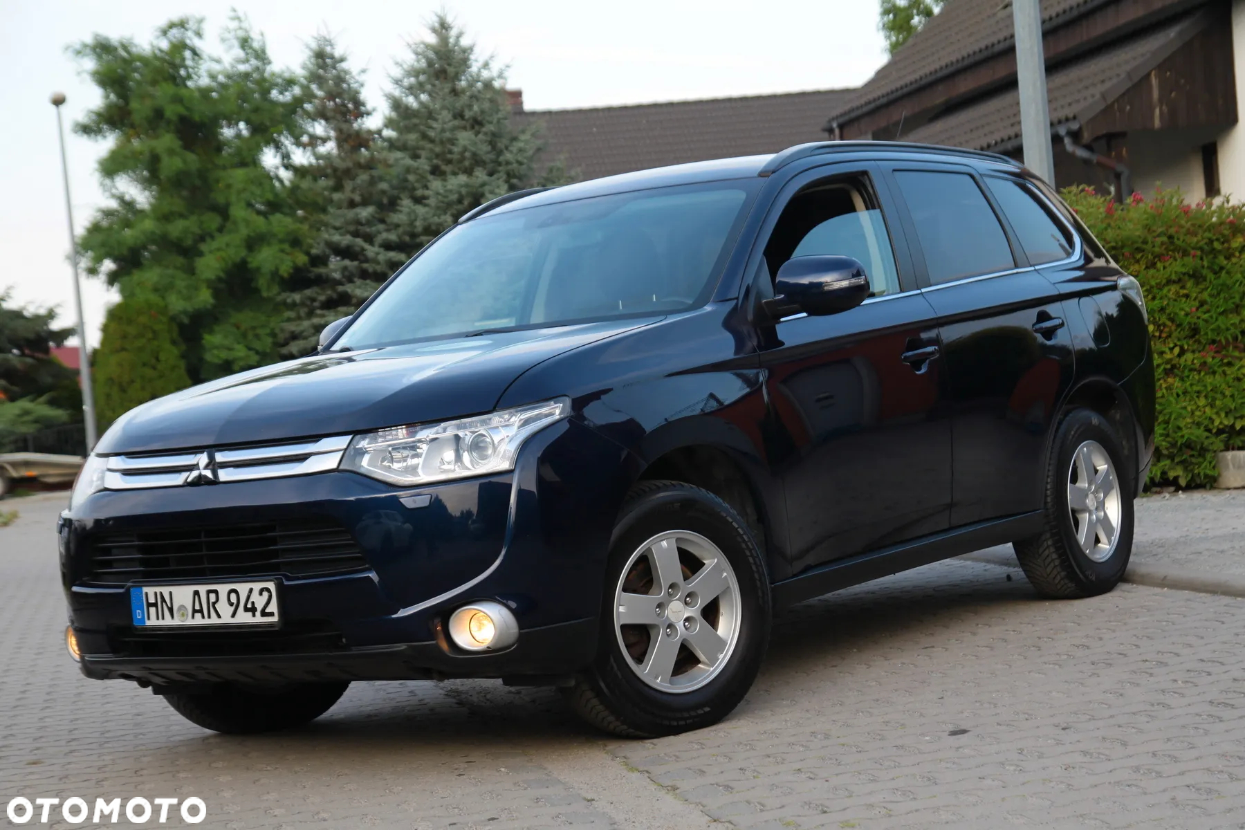 Mitsubishi Outlander 2.2 DI-D 4WD Automatik Intense - 3
