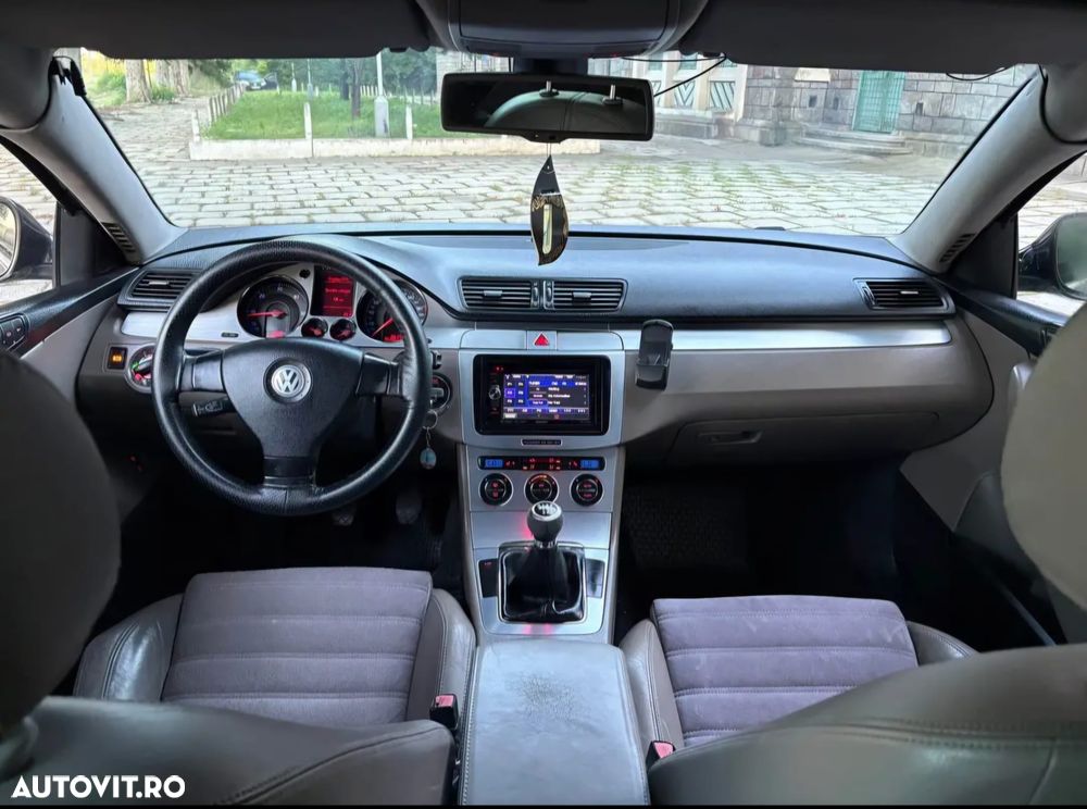 Volkswagen Passat - 7