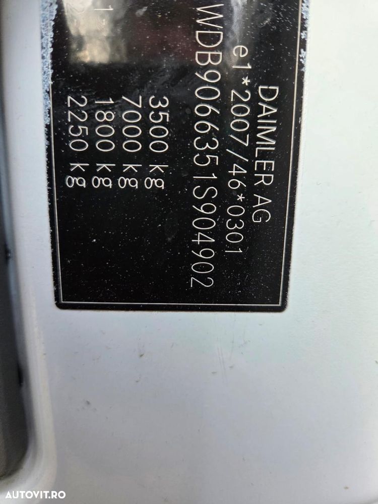 Mercedes-Benz Sprinter - 4