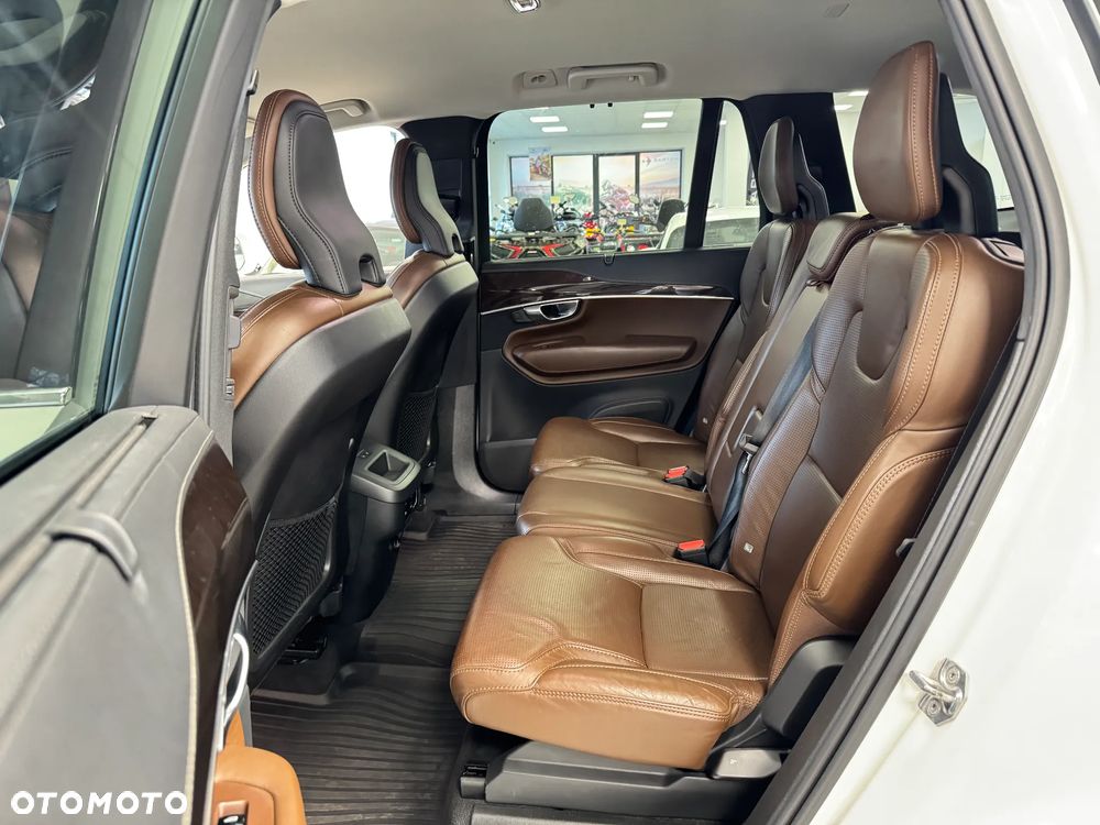 Volvo XC 90 D5 AWD Inscription 7os - 9