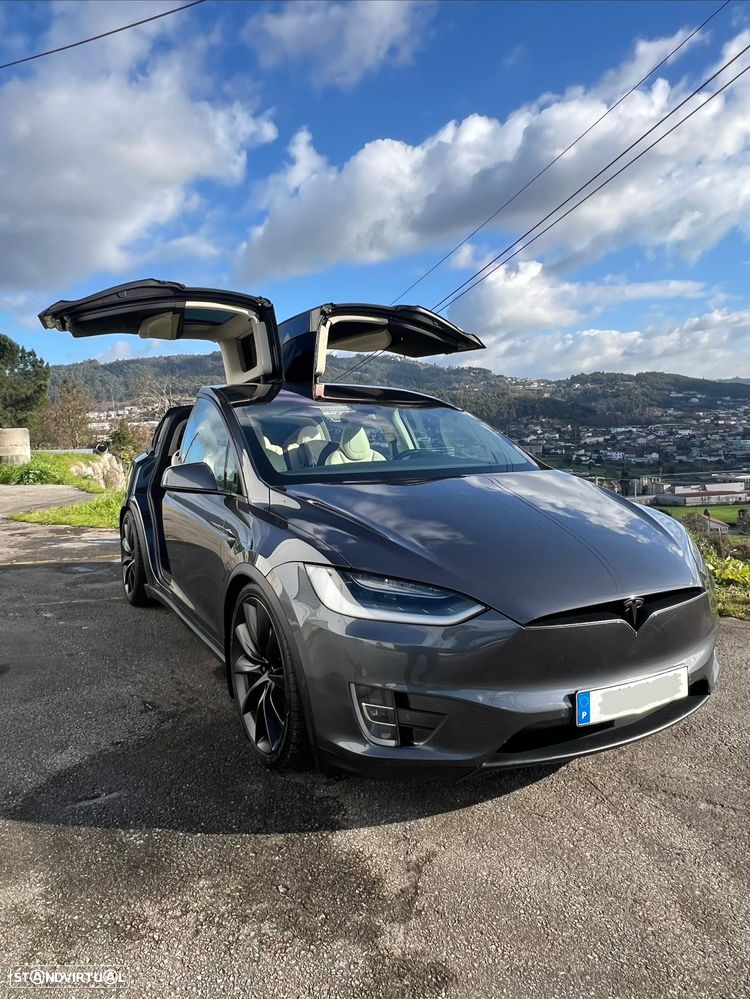 Tesla Model X 100D - 4