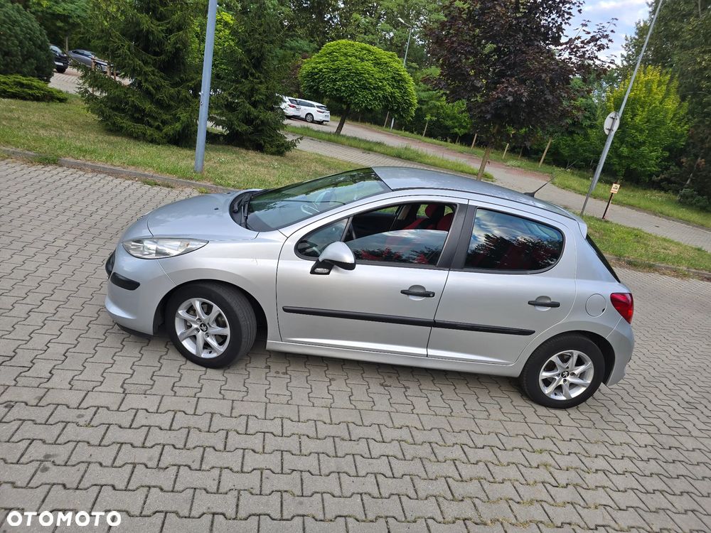 Peugeot 207 1.6 HDi 16V Trendy - 6