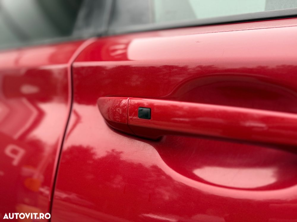 Hyundai KONA 1.6 T-GDI 4WD Aut. Premium - 34