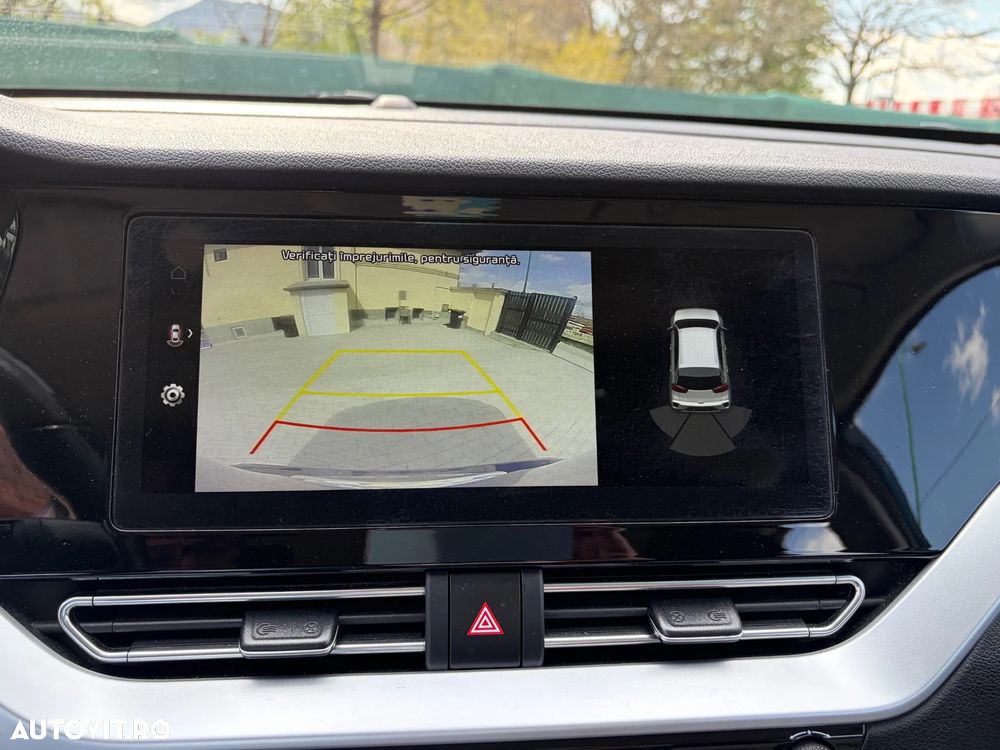 Kia Niro 1.6 GDI HEV 2WD OPF Aut. Vision - 25