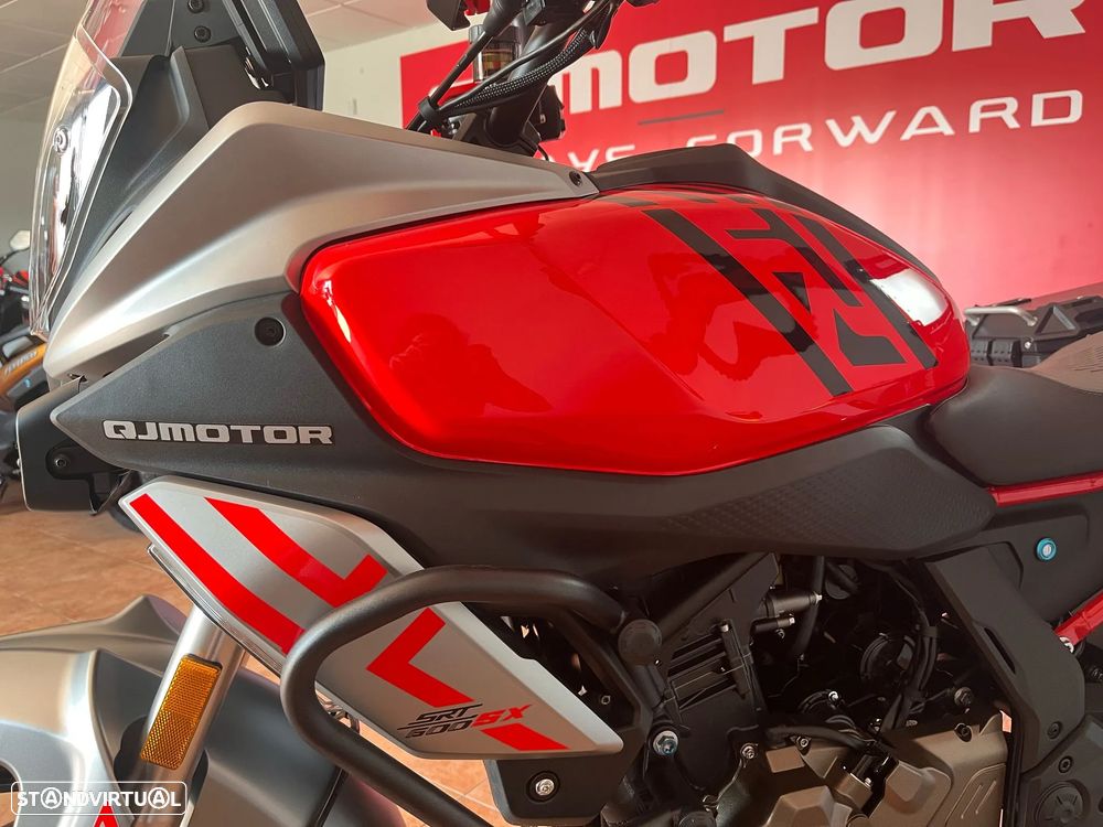 QJ Motor SRT 600SX - OFERTA DE 3 MALAS EM ALUMÍNIO + EQUIPAMENTO - 8