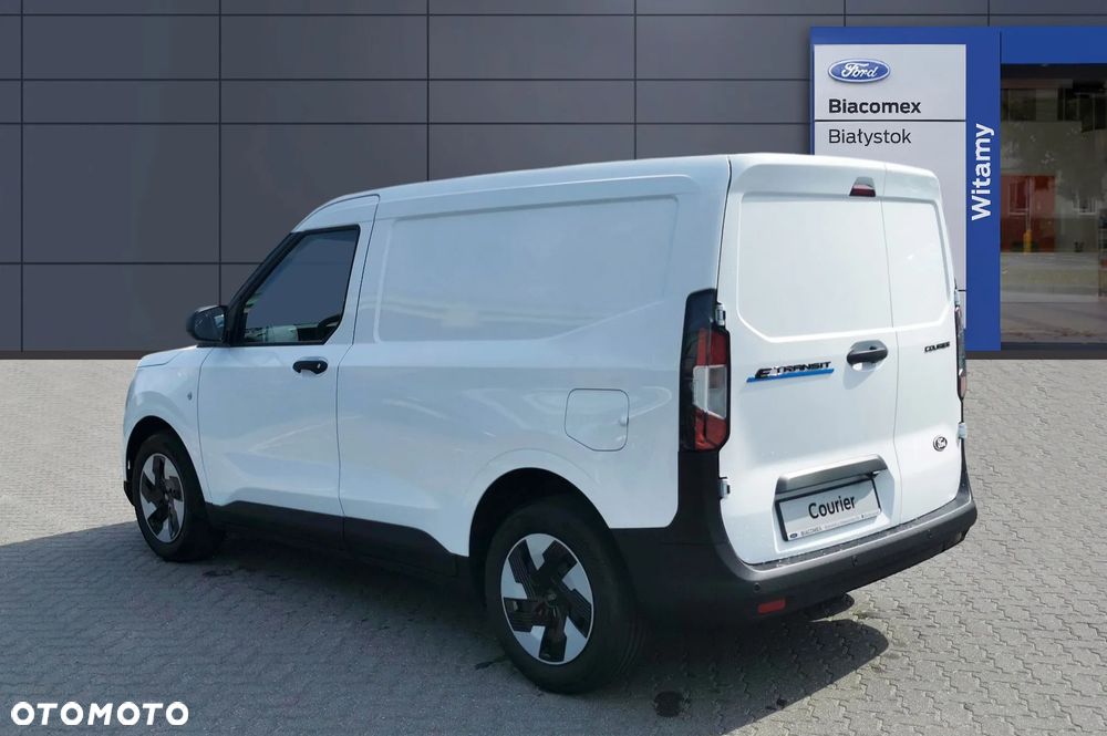 Ford E-TRANSIT COURIER - 5