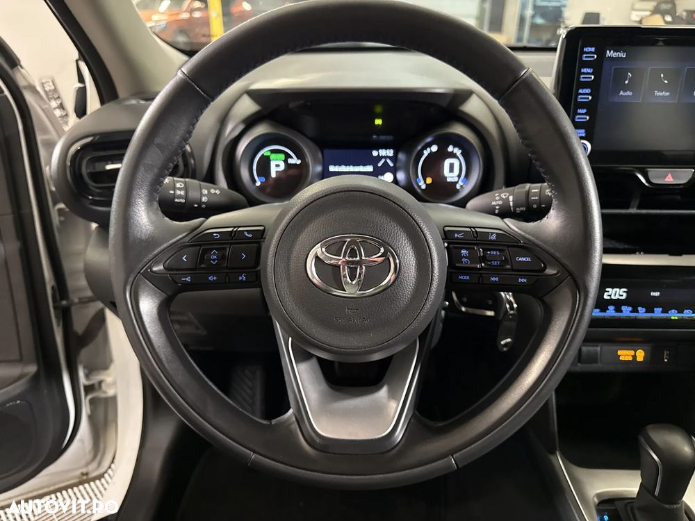 Toyota Yaris Cross - 17
