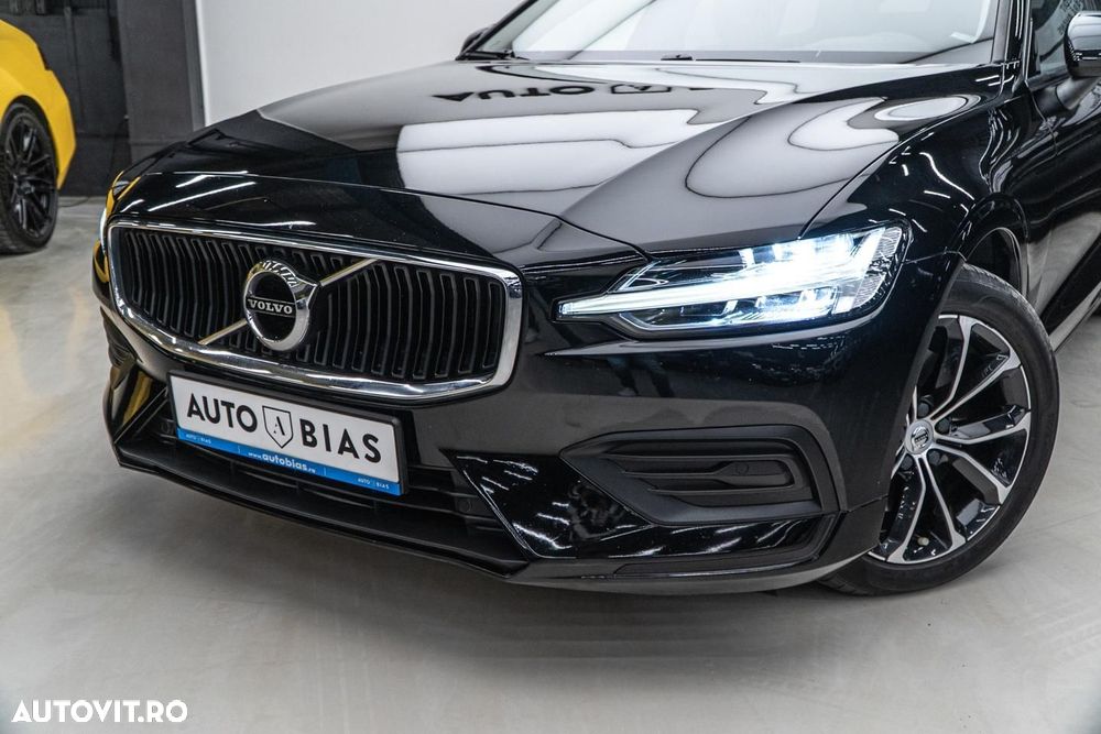 Volvo V60 B4 MHEV AT8 FWD Momentum - 11