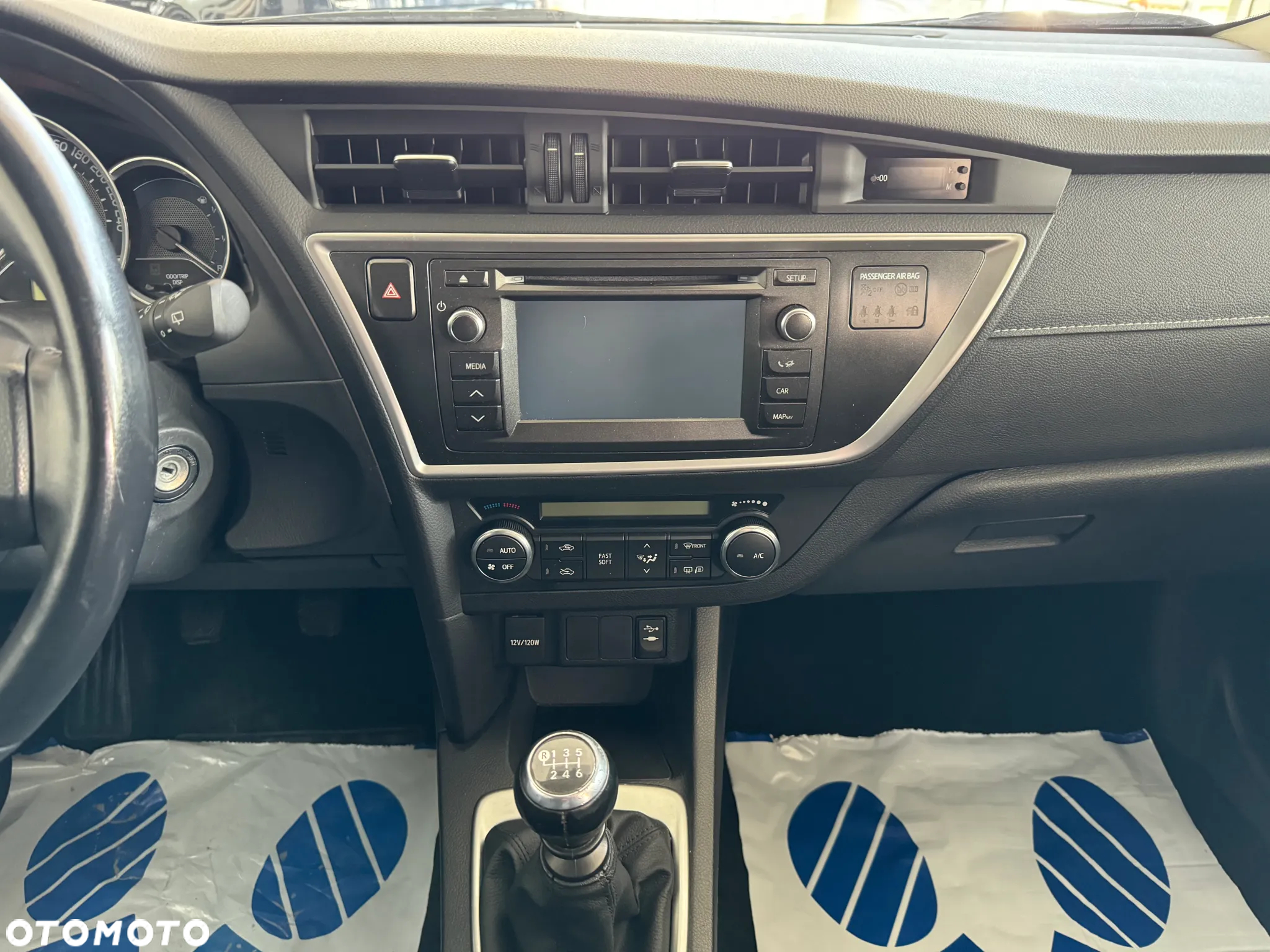 Toyota Auris 1.6 Valvematic Touring Sports Edition - 27