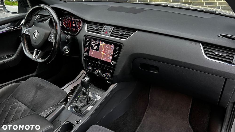 Skoda Octavia 2.0 TDI 4x4 DSG RS - 33