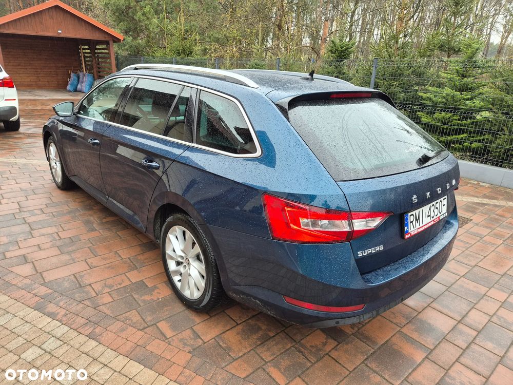 Skoda Superb 2.0 TDI SCR Ambition DSG - 29