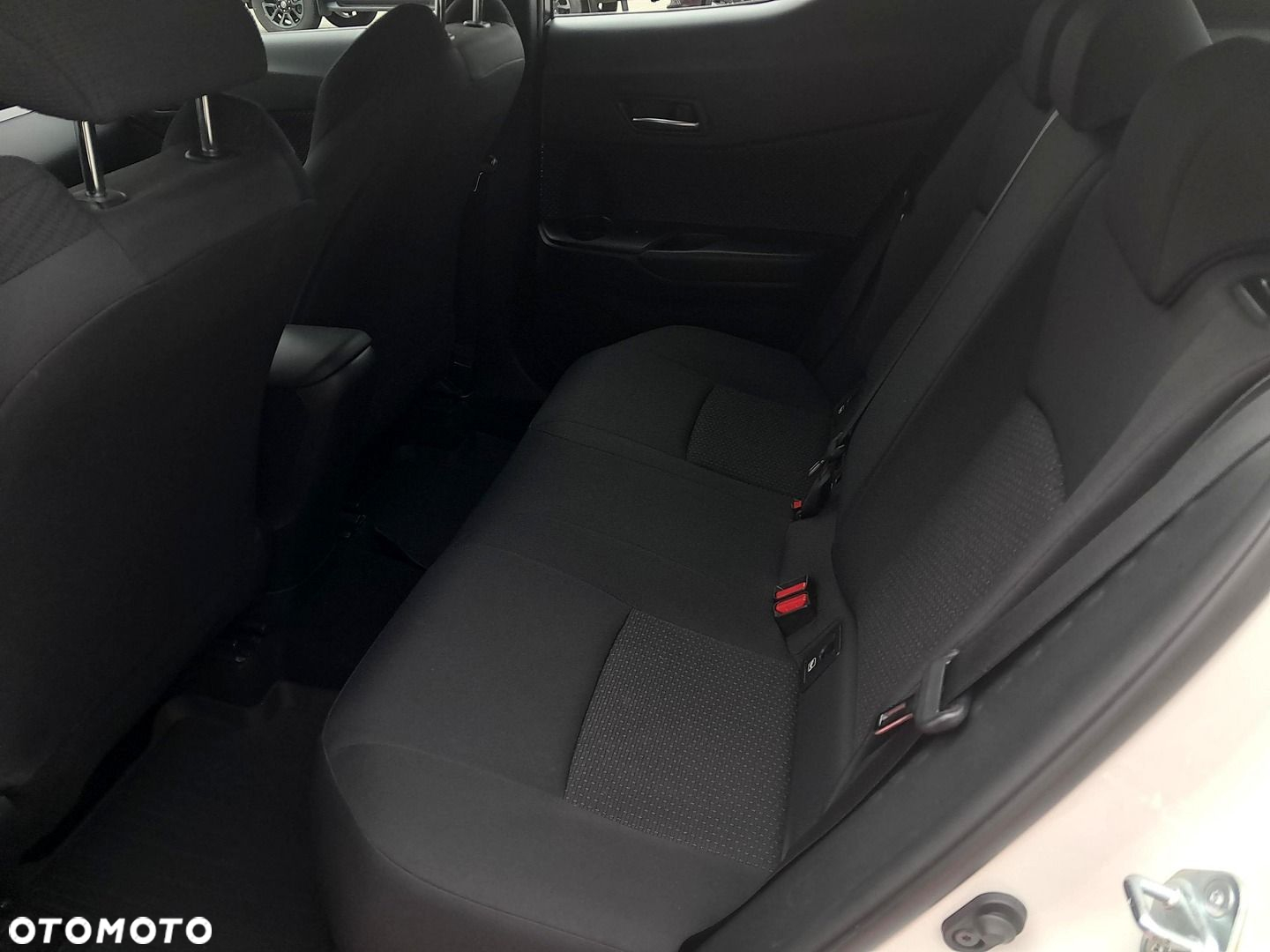 Toyota C-HR 1.2 T GPF Premium - 13