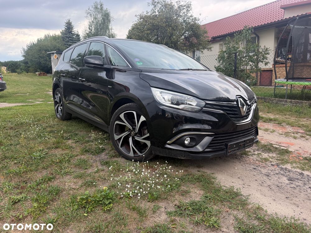 Renault Megane ENERGY TCe 160 BOSE EDITION - 11