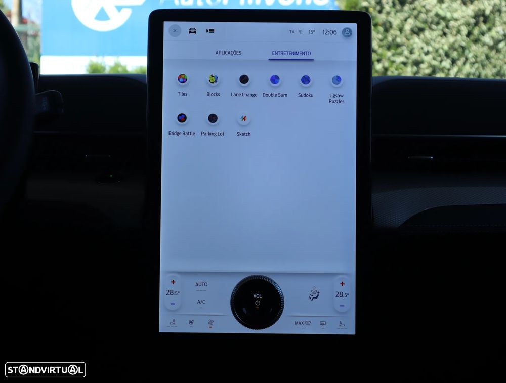 Ford Mustang Mach-E Standard - 42