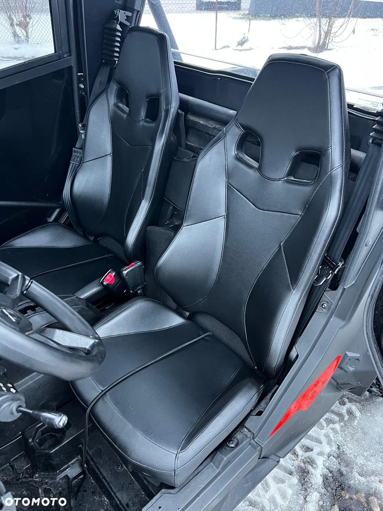 Can-Am Maverick - 17