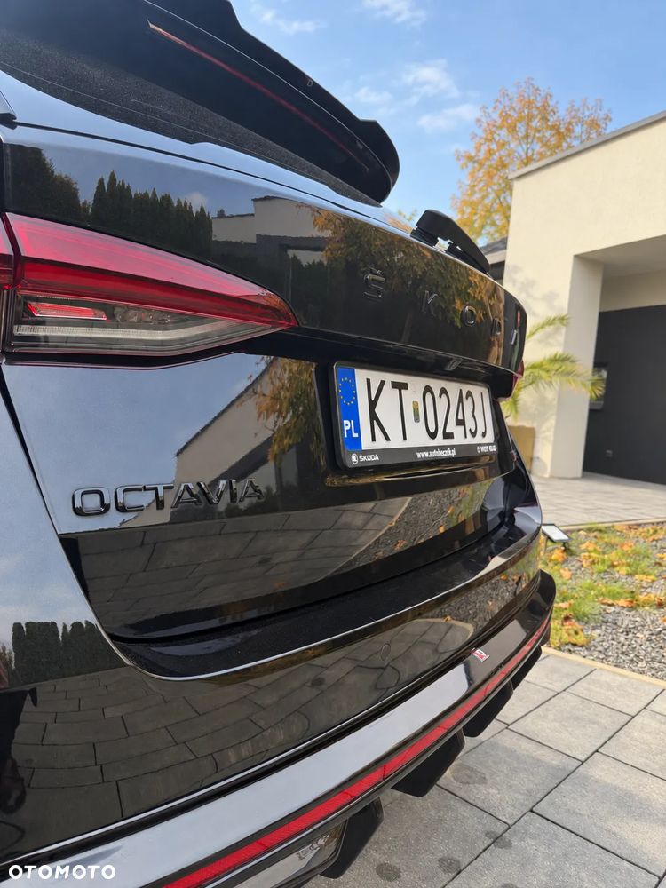 Skoda Octavia 2.0 TSI RS DSG - 29