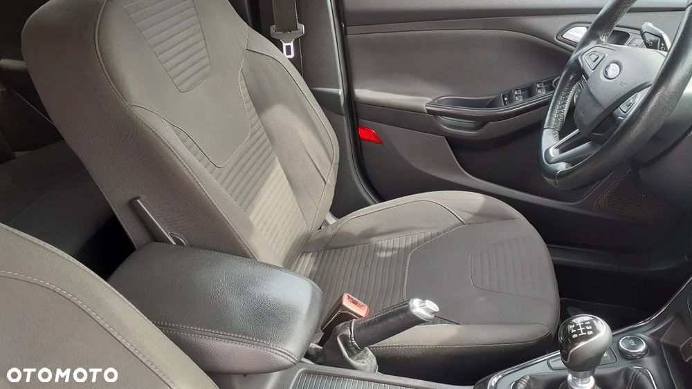 Ford Focus 1.5 TDCi Titanium - 29