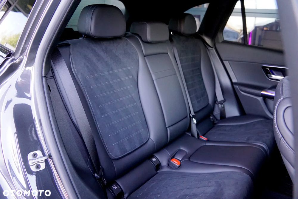Mercedes-Benz GLC 300 d mHEV 4-Matic AMG Line - 27