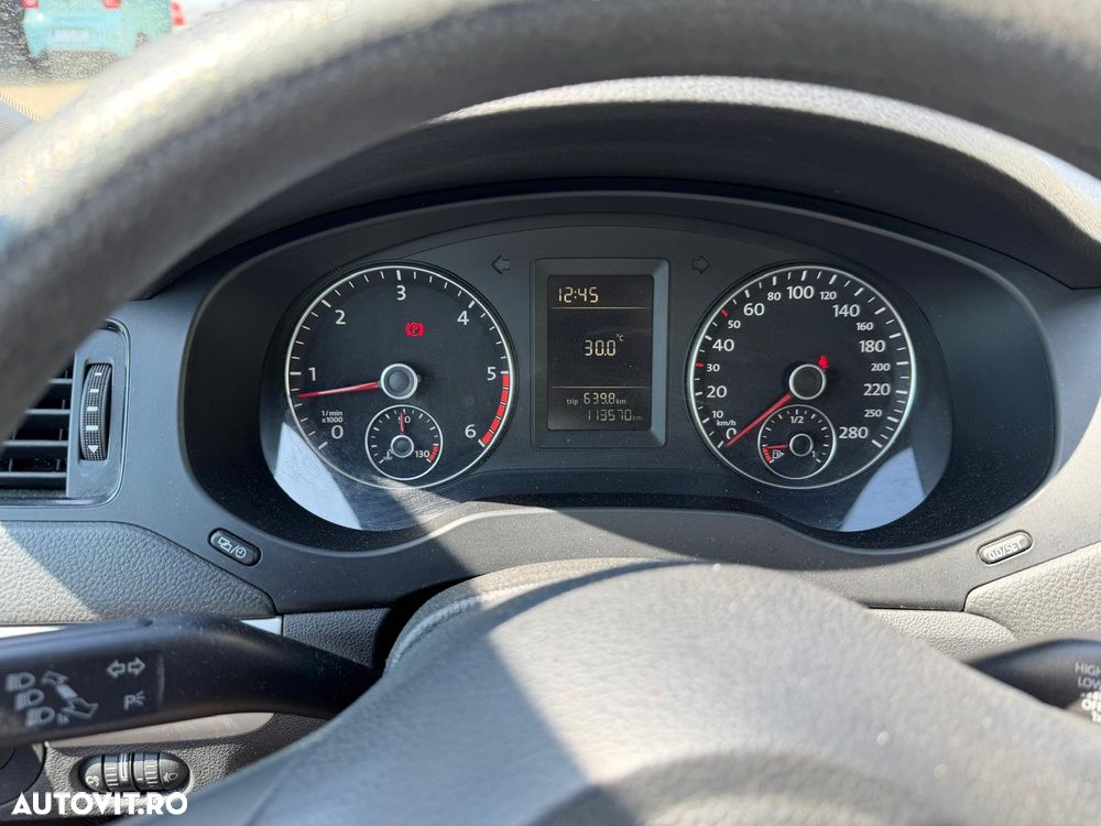 Volkswagen Jetta 1.6 TDI DPF Comfortline - 3