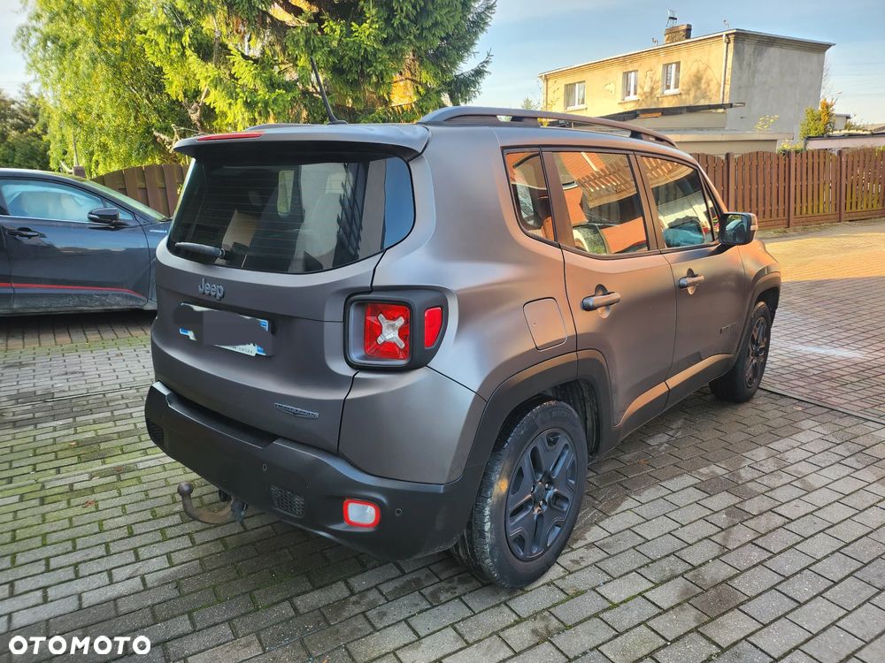 Jeep Renegade 1.6 MultiJet Night Eagle - 6