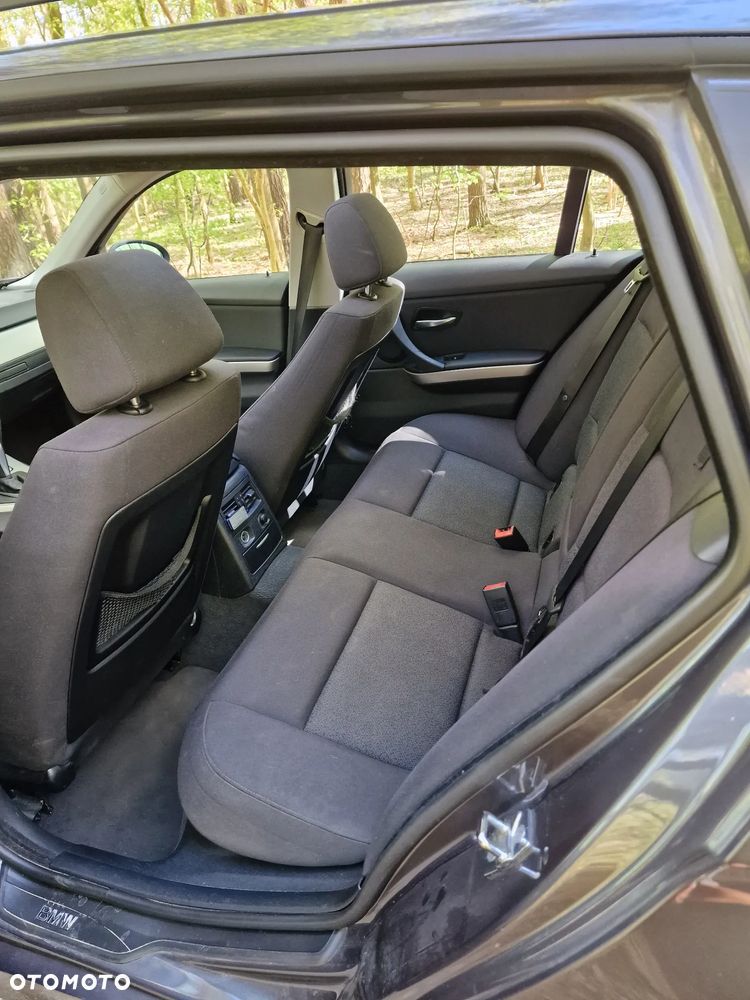 BMW Seria 3 320d DPF - 15