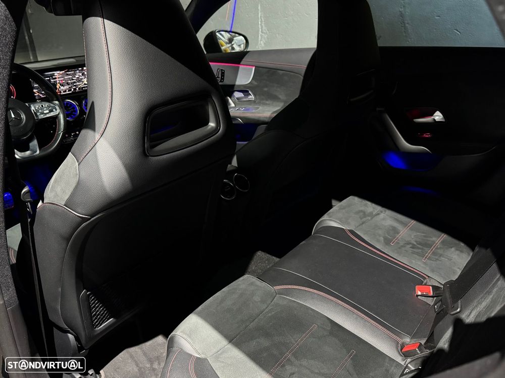 Mercedes-Benz CLA 180 d Shooting Brake 8G-DCT AMG Line - 18