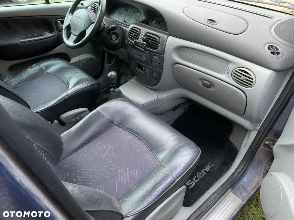 Renault Scenic - 9