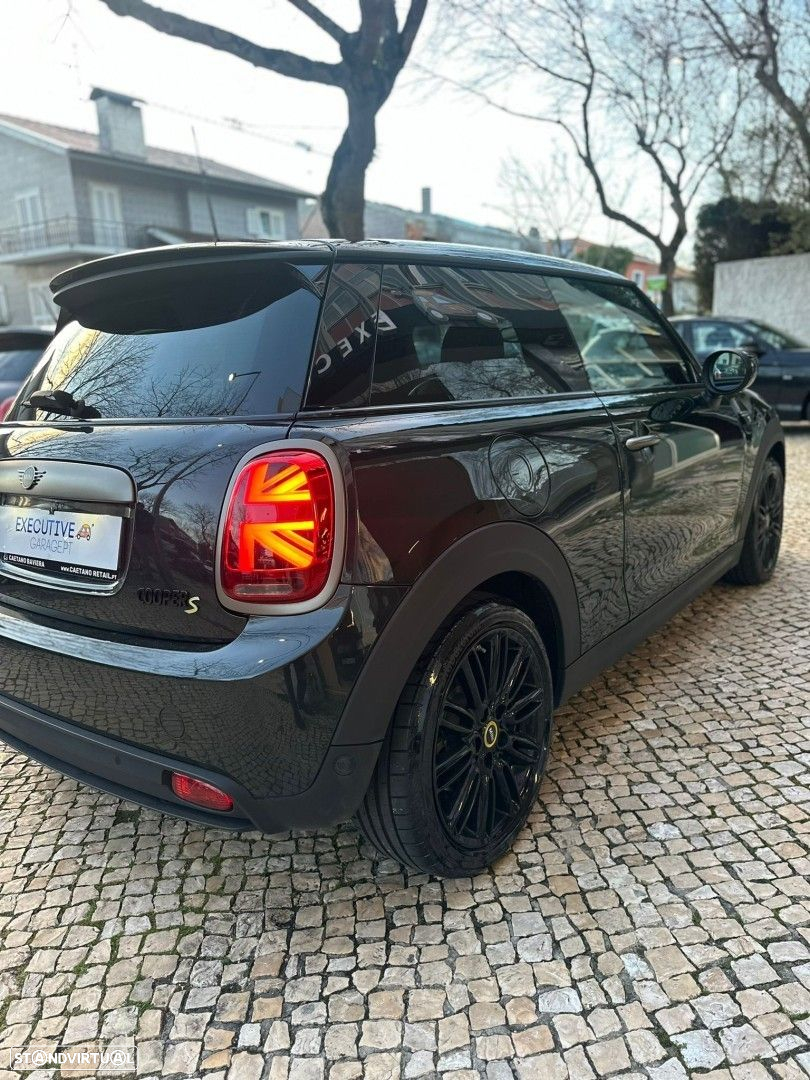 MINI 3 Portas Cooper SE Resolute Edition - 10