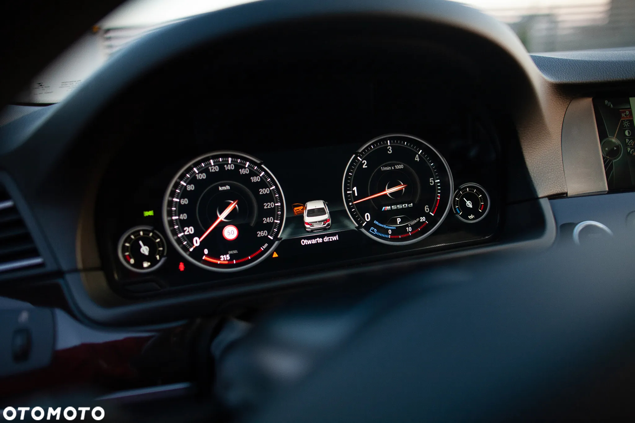 BMW Seria 5 530d xDrive - 16
