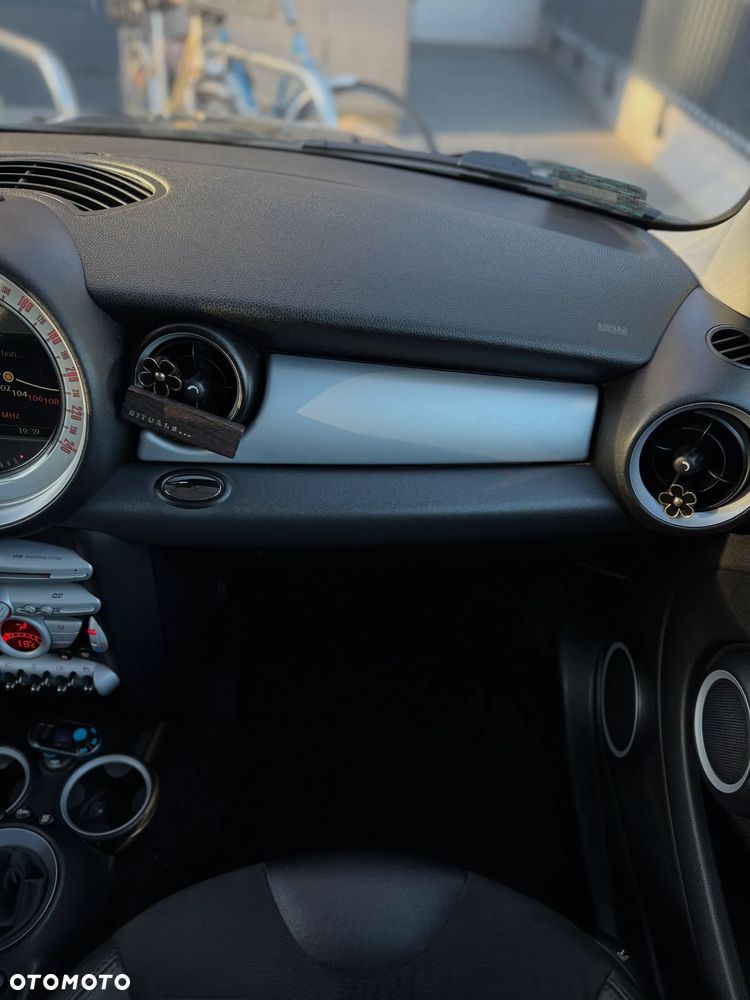 MINI Cooper - 16