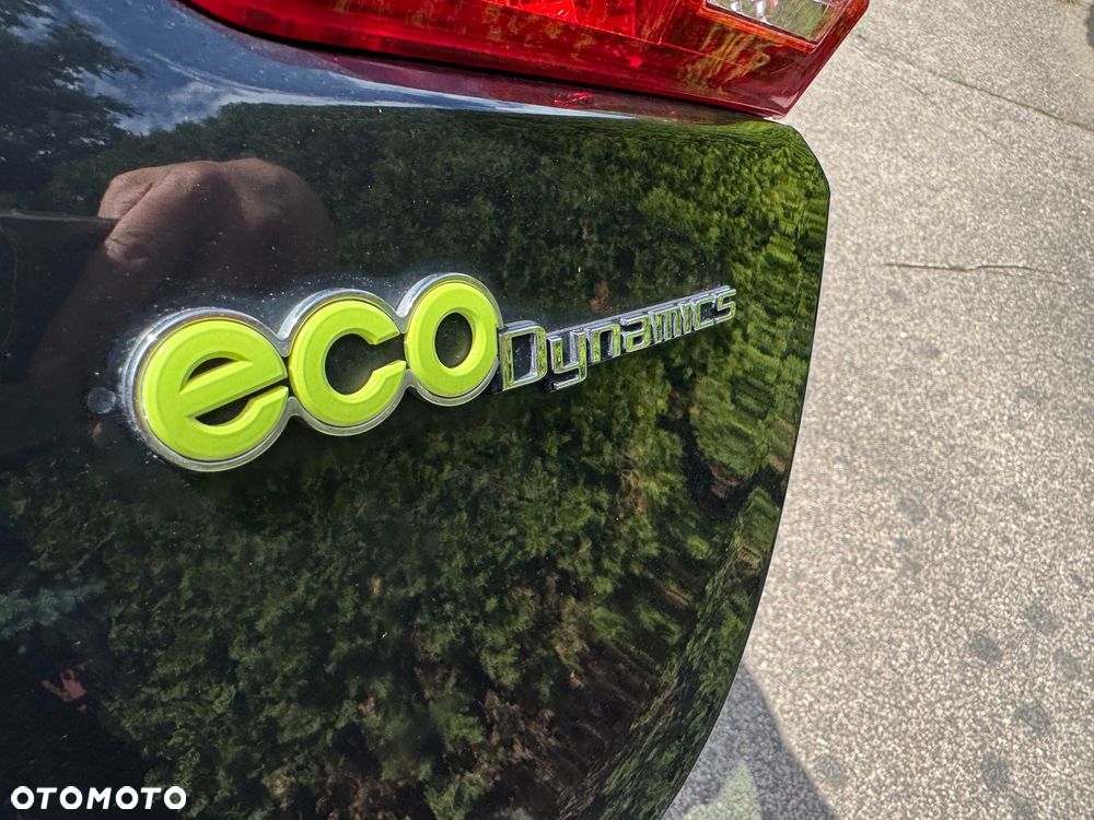 Kia Ceed 1.6 CRDi 128 ISG Fifa World Cup Edition - 18