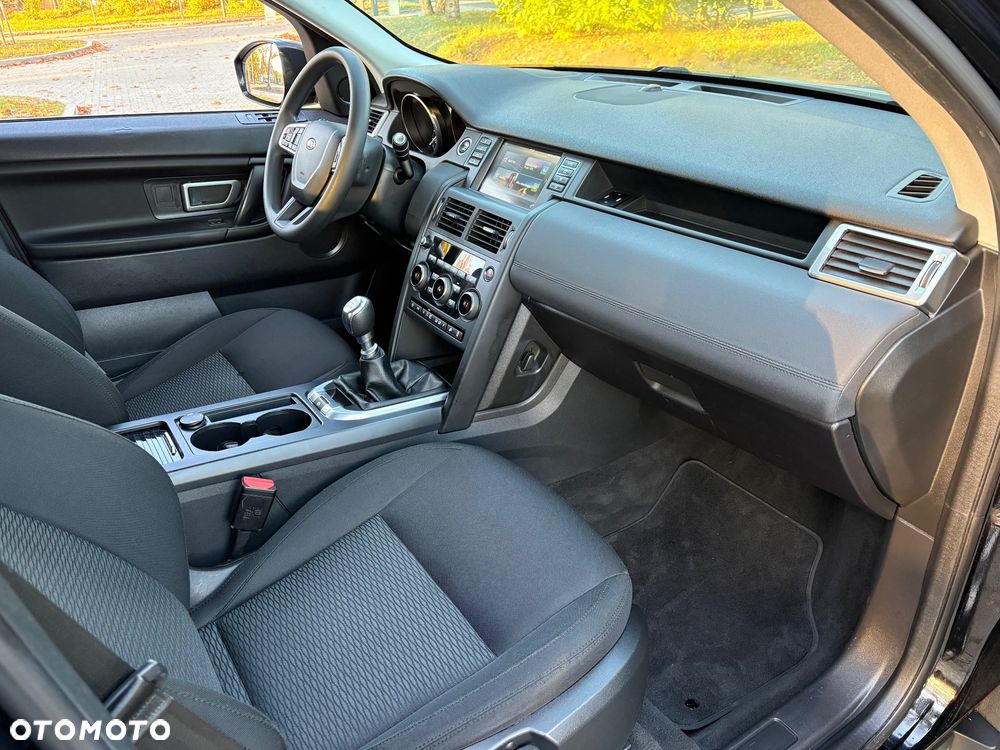Land Rover Discovery Sport - 10