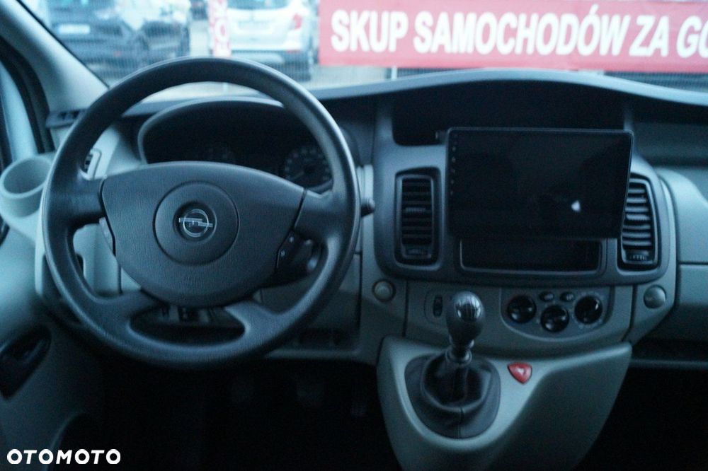 Opel Vivaro - 21