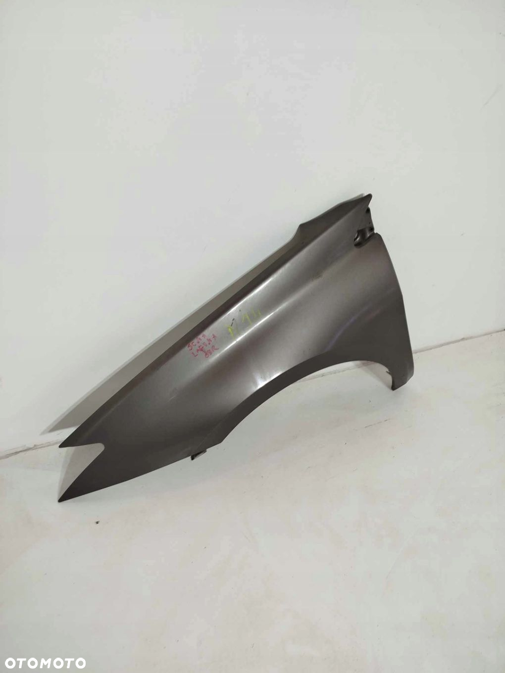 BŁOTNIK LEWY PRZEDNI RENAULT LAGUNA III 7-15 SCNA - 2