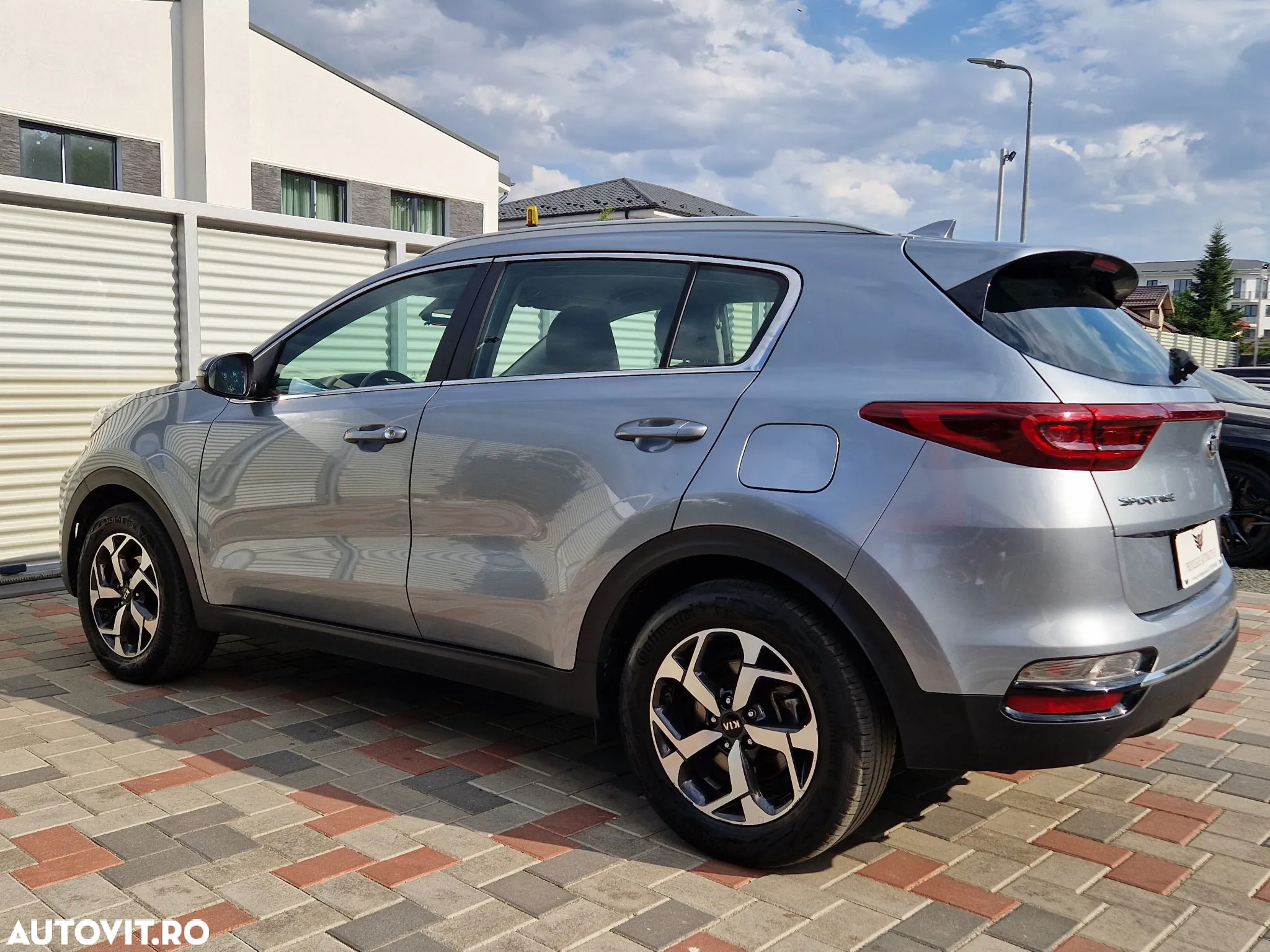 Kia Sportage 1.6 DSL MHEV 7DCT HP 4x2 Business Line - 4