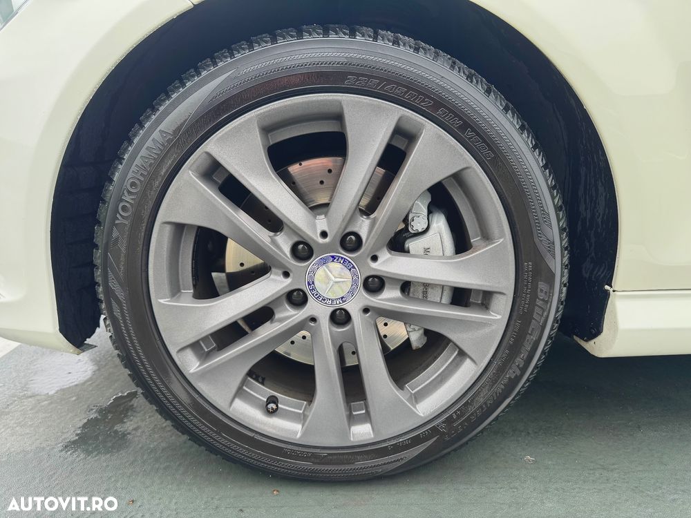 Mercedes-Benz C - 10