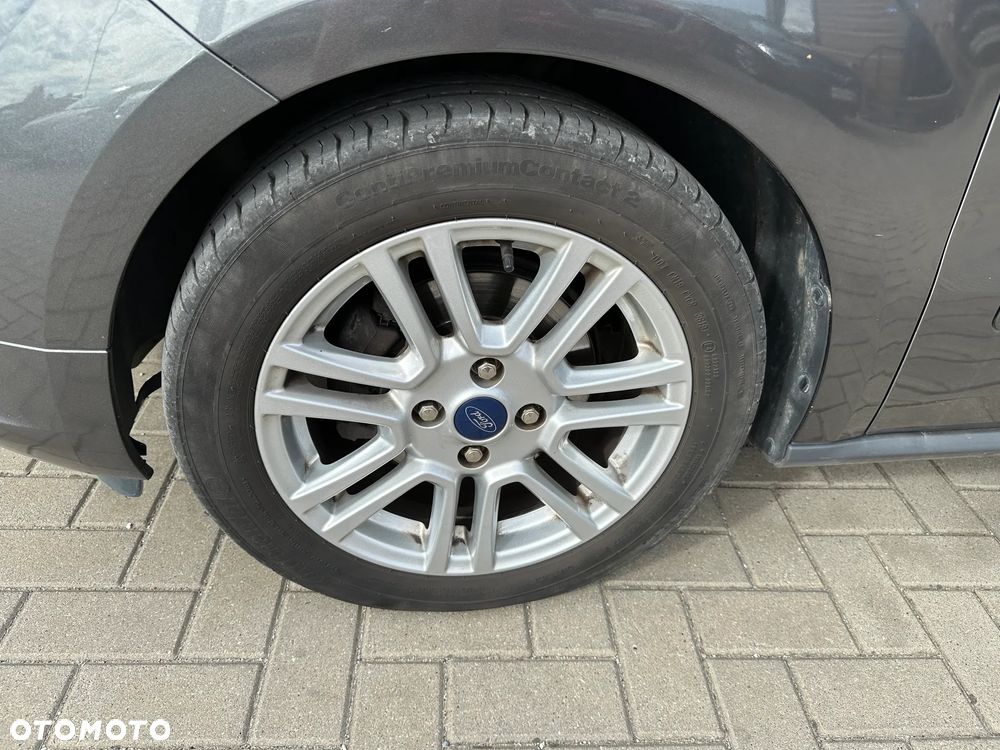 Ford Tourneo Courier - 31