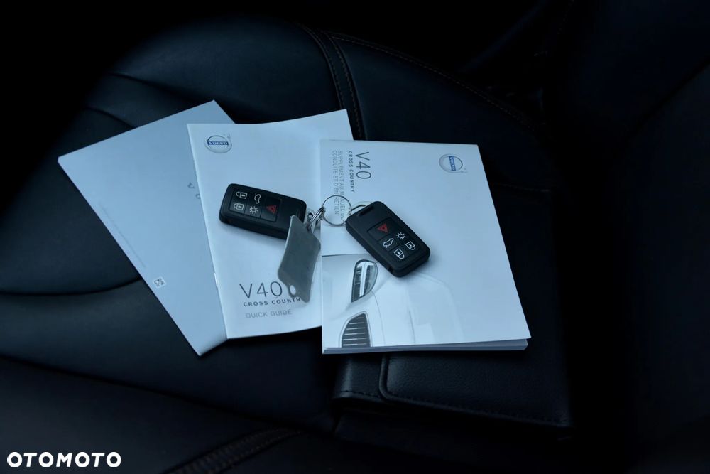 Volvo V40 Cross Country D3 Geartronic Momentum - 37