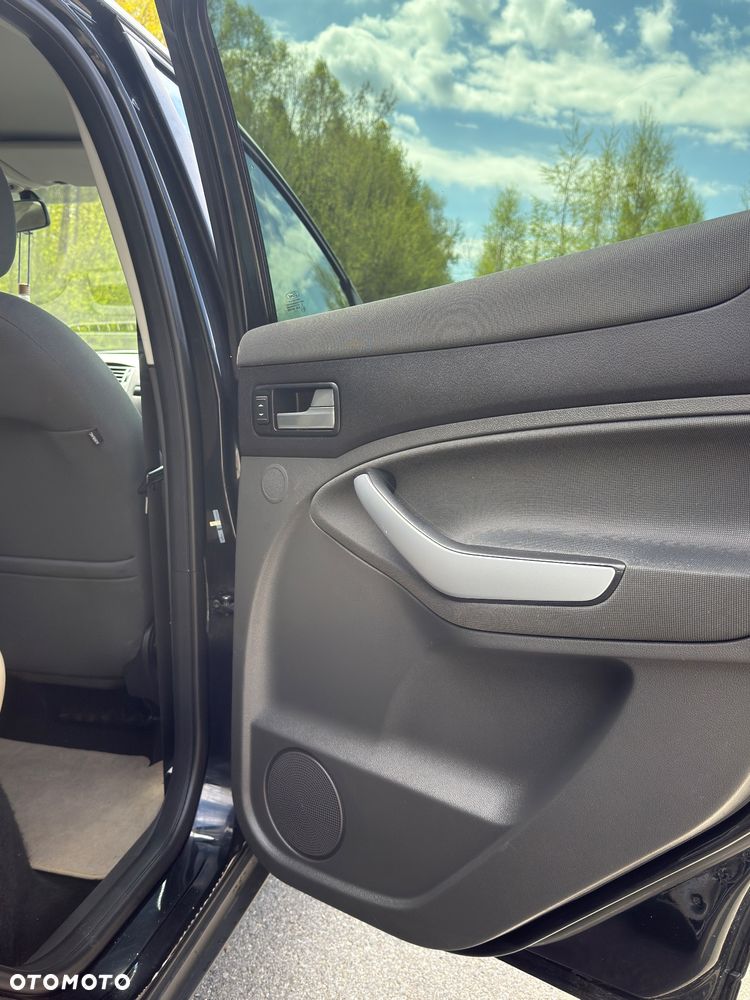 Ford Kuga 2.0 TDCi 4WD Titanium - 13