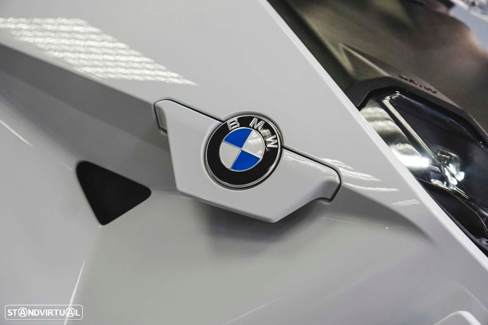 BMW CE 04 - 11